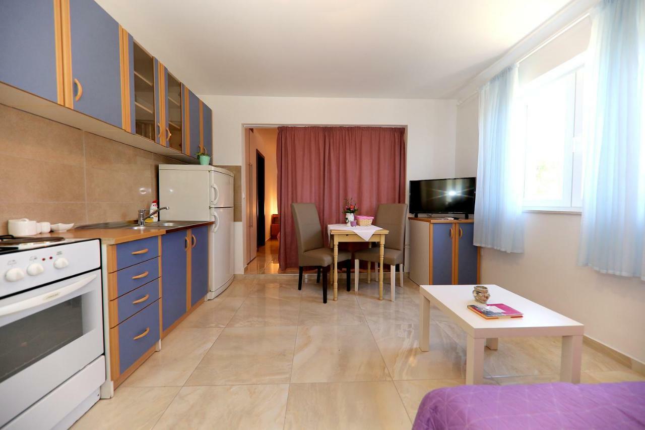 Apartments Anka Rtina Exterior photo