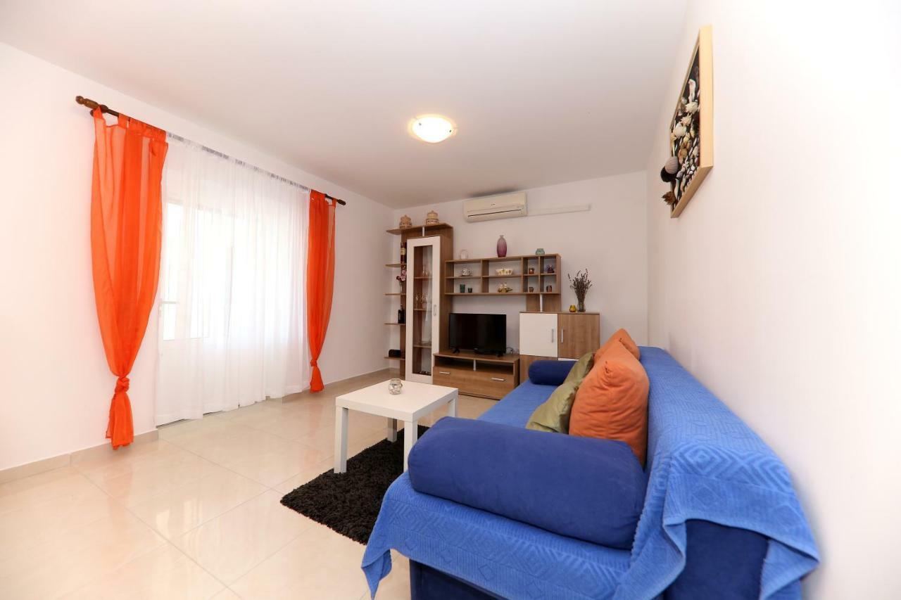 Apartments Anka Rtina Exterior photo