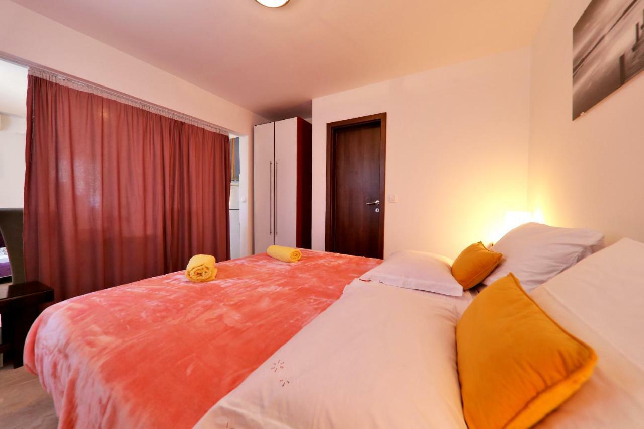 Apartments Anka Rtina Exterior photo